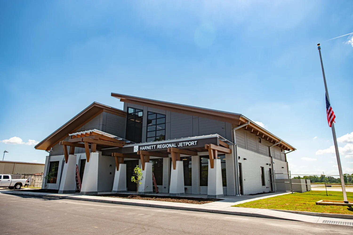 Butler standing seam roof and architectural metal wall systems installed on a commercial building in Jackson Tennessee